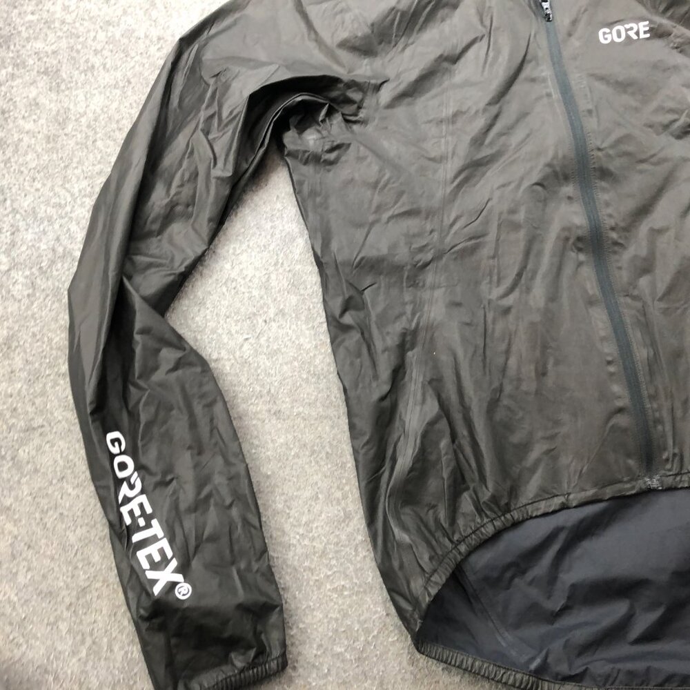 GOREWEAR Shakedry Jacket Medium Gore Tex Lightweight Cycling Running - Picture 4 of 9